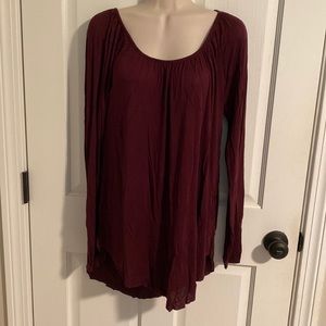 Maurices long sleeve cut hem top, small.